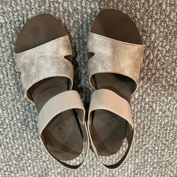 Corkys Metallic Silver Sandals - Picture 1 of 4